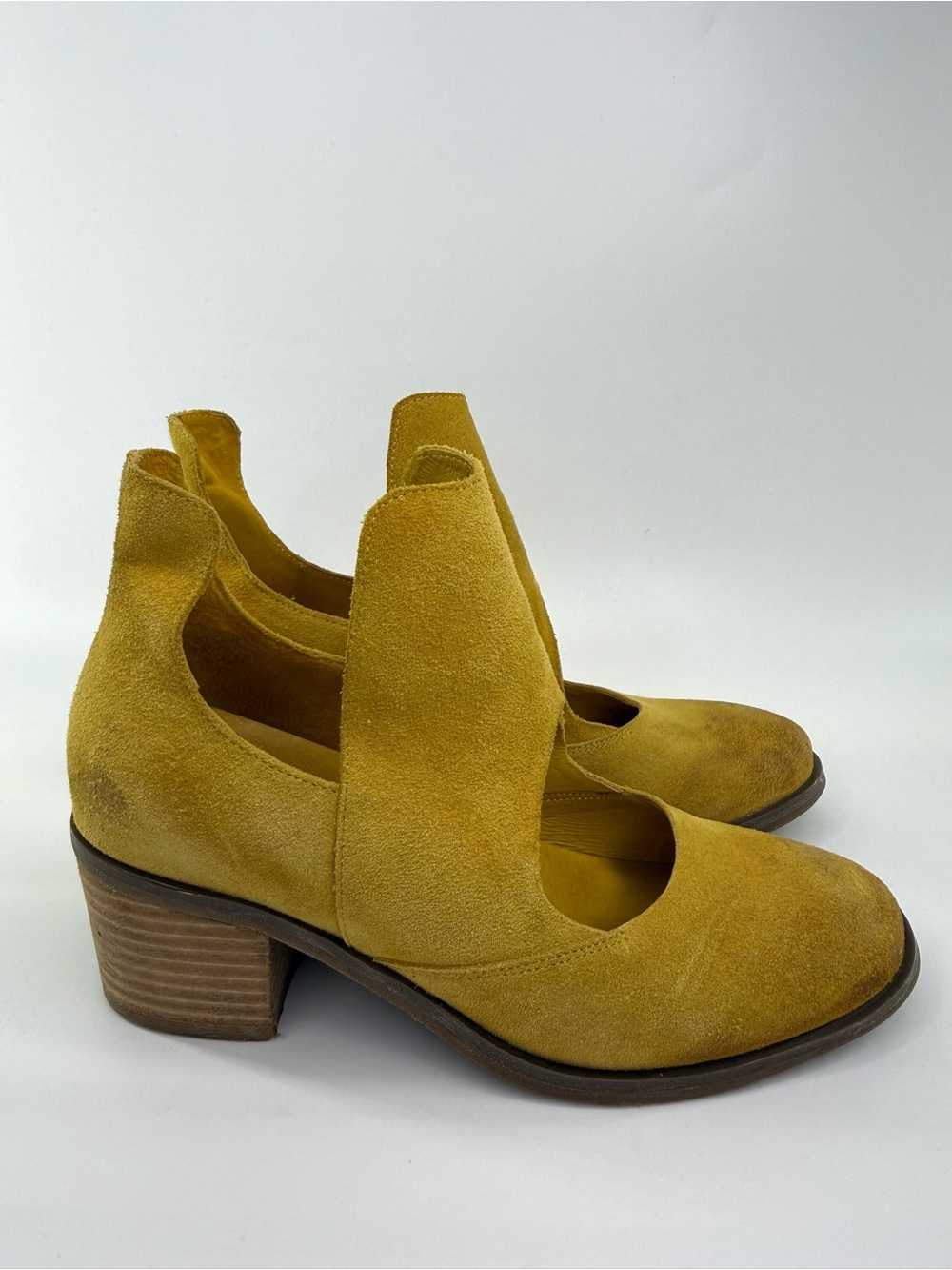 Antelope N47 Cage Mustard Suede Block Heel Booties 37/6-6.5 US - Picture 9 of 16